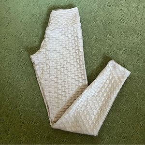 NWOT Women’s Booty by Brabants Original Satin Chrome Leggings OS